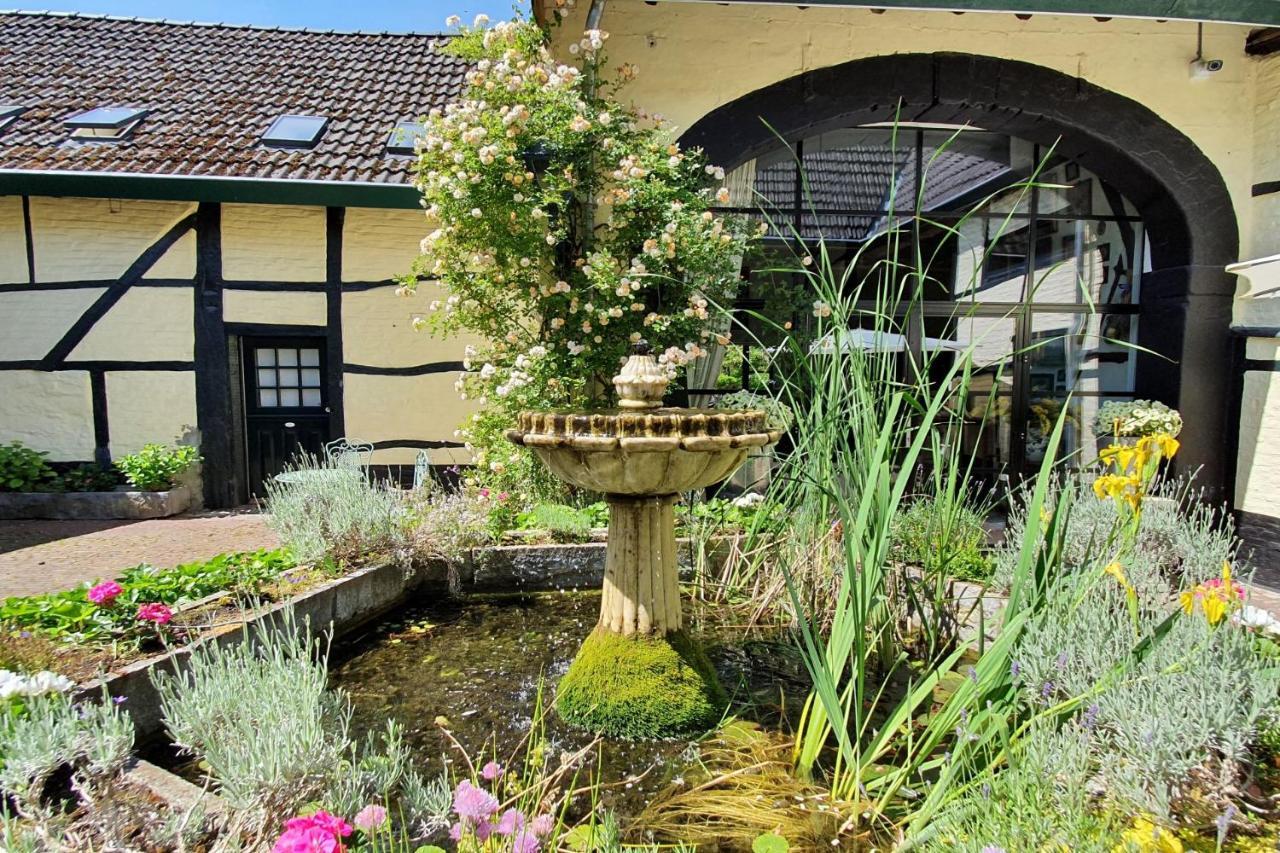 Boutique Hotel Bonjour Gronsveld Экстерьер фото